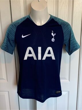 Nike Tottenham Hotspur 2018-19 away jersey